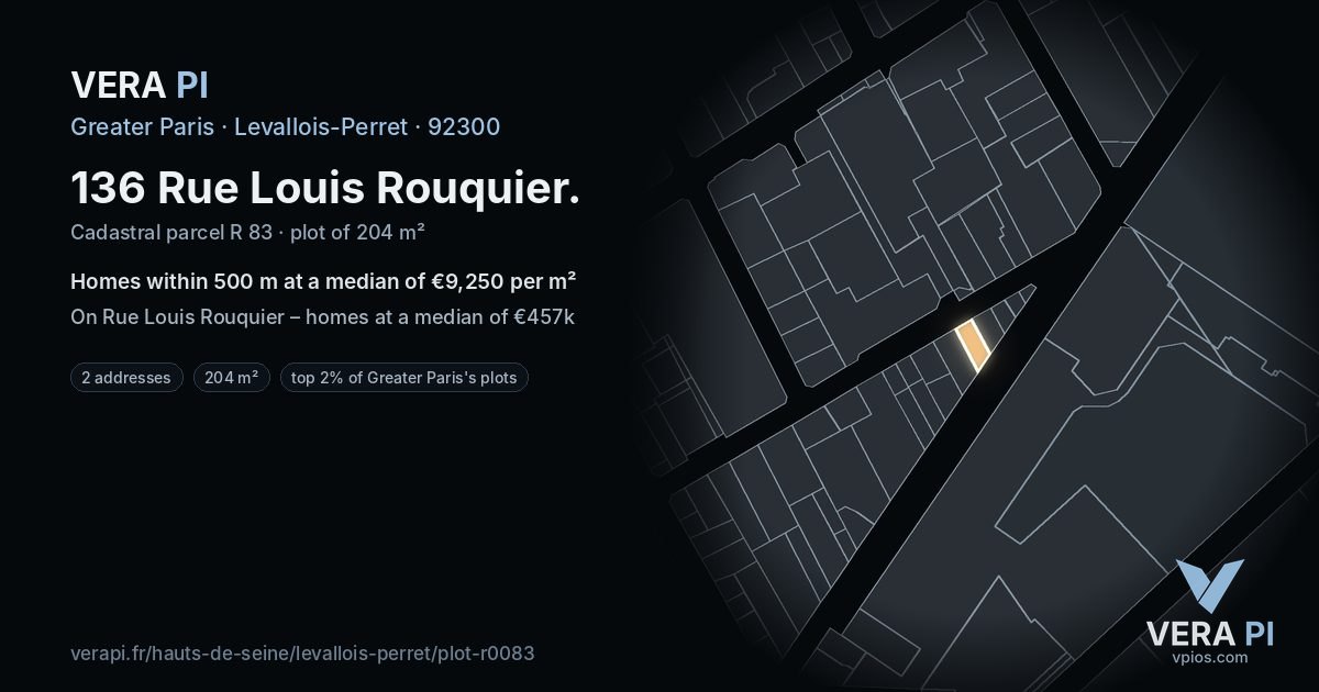 136 Rue Louis Rouquier, Levallois-Perret at night – the plot lit, the parcels around coloured by the prices near them