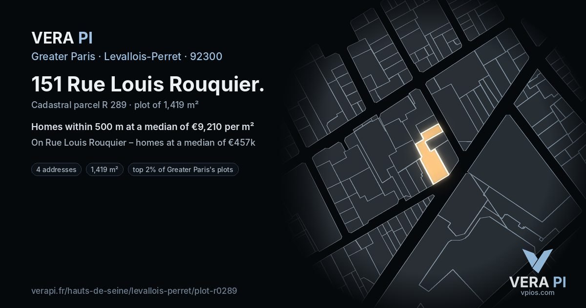 151 Rue Louis Rouquier, Levallois-Perret at night – the plot lit, the parcels around coloured by the prices near them