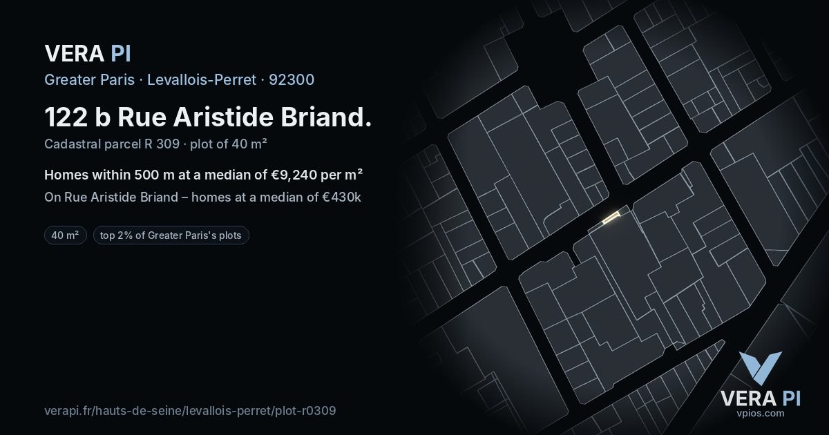 122 b Rue Aristide Briand, Levallois-Perret at night – the plot lit, the parcels around coloured by the prices near them