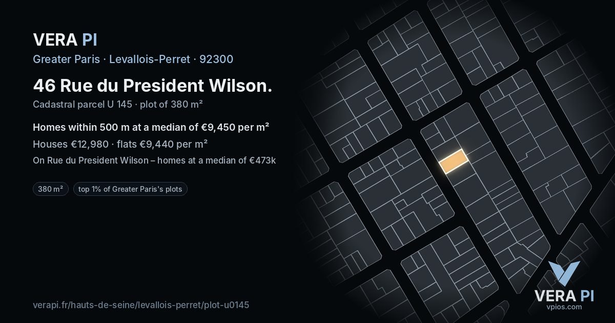 46 Rue du President Wilson, Levallois-Perret at night – the plot lit, the parcels around coloured by the prices near them