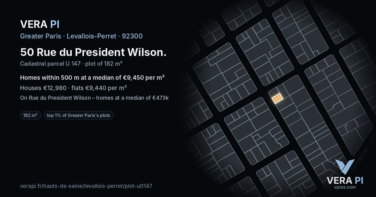 50 Rue du President Wilson, Levallois-Perret at night – the plot lit, the parcels around coloured by the prices near them