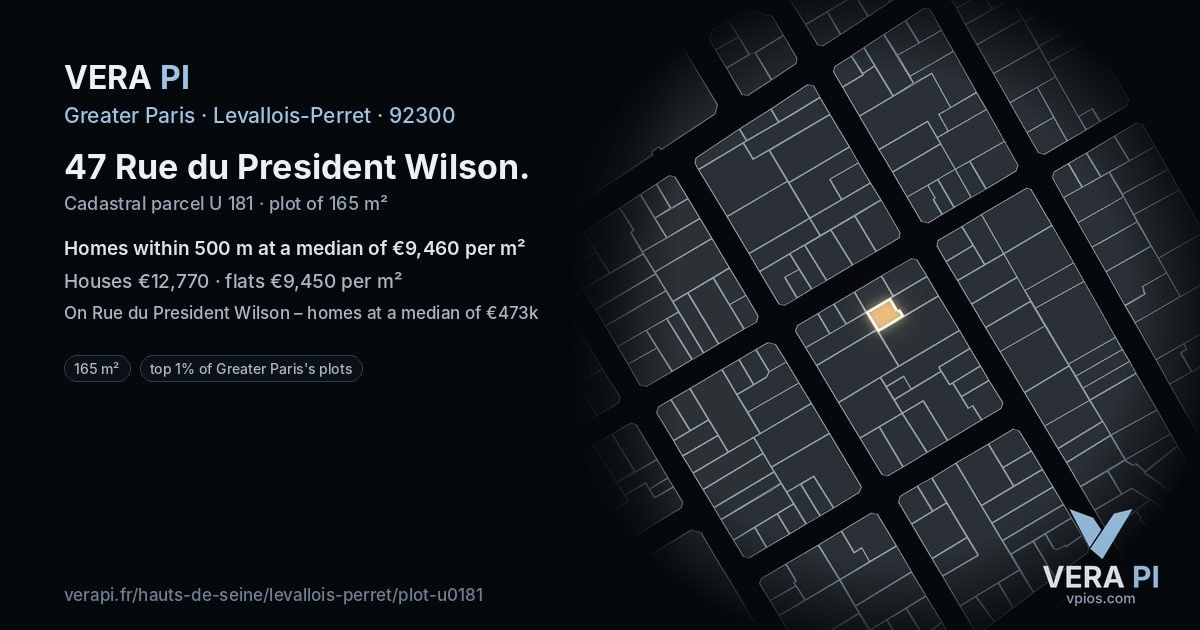 47 Rue du President Wilson, Levallois-Perret at night – the plot lit, the parcels around coloured by the prices near them