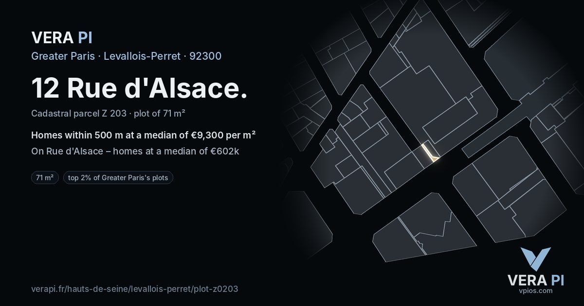 12 Rue d'Alsace, Levallois-Perret at night – the plot lit, the parcels around coloured by the prices near them