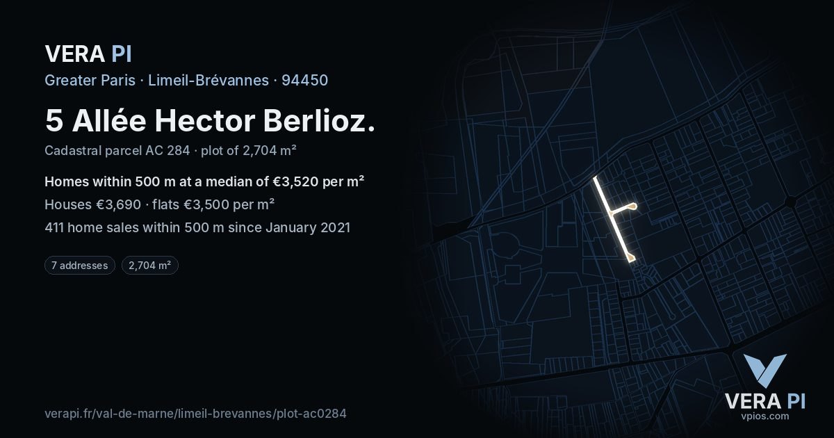 5 Allée Hector Berlioz, Limeil-Brévannes at night – the plot lit, the parcels around coloured by the prices near them