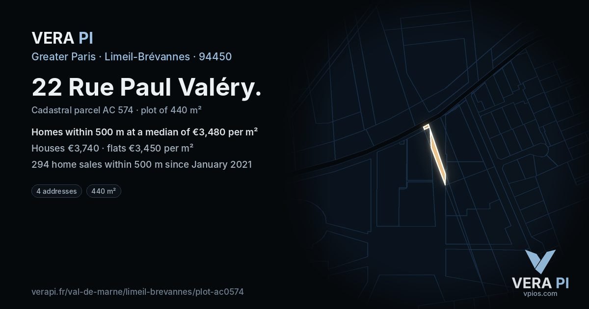 22 Rue Paul Valéry, Limeil-Brévannes at night – the plot lit, the parcels around coloured by the prices near them