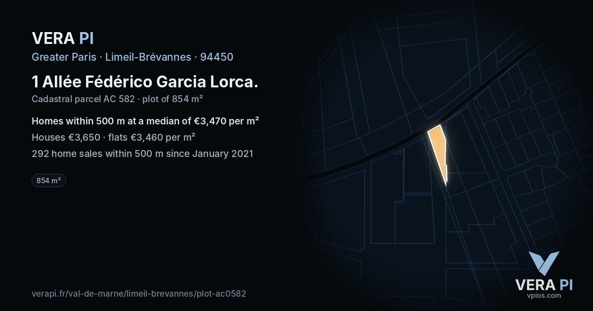 1 Allée Fédérico Garcia Lorca, Limeil-Brévannes at night – the plot lit, the parcels around coloured by the prices near them