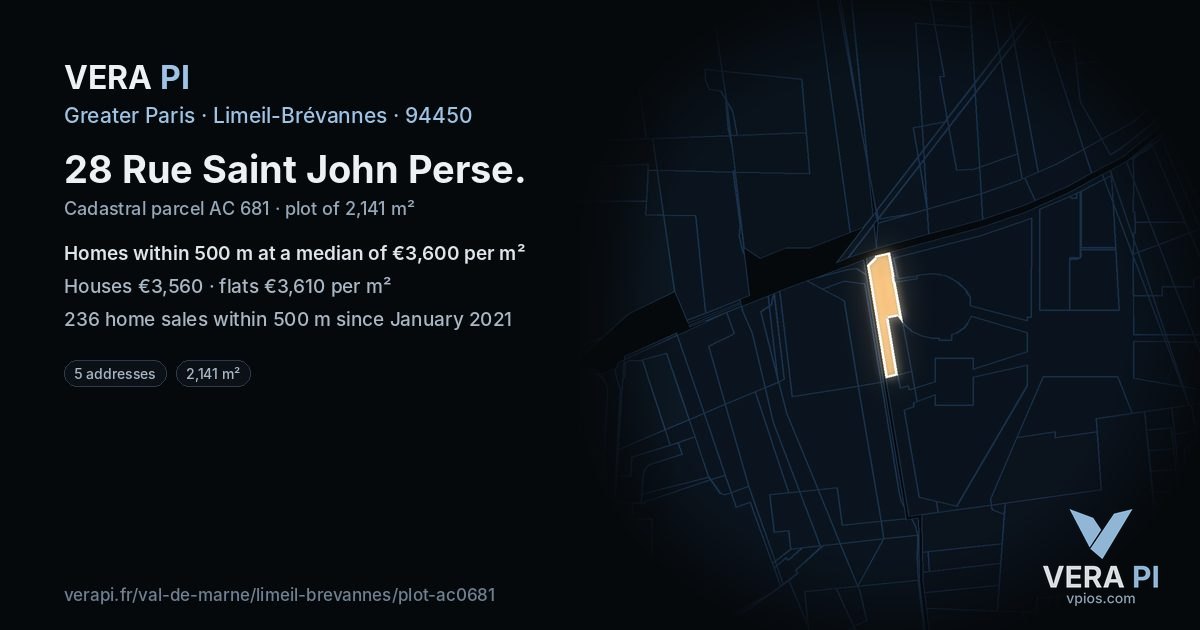 28 Rue Saint John Perse, Limeil-Brévannes at night – the plot lit, the parcels around coloured by the prices near them