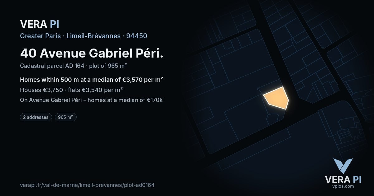40 Avenue Gabriel Péri, Limeil-Brévannes at night – the plot lit, the parcels around coloured by the prices near them