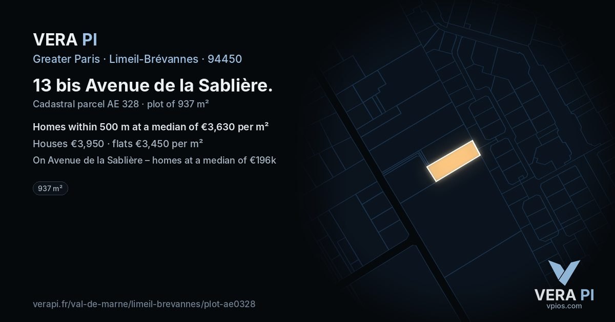 13 bis Avenue de la Sablière, Limeil-Brévannes at night – the plot lit, the parcels around coloured by the prices near them