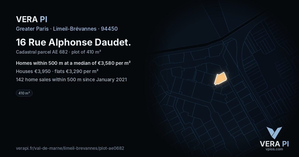 16 Rue Alphonse Daudet, Limeil-Brévannes at night – the plot lit, the parcels around coloured by the prices near them