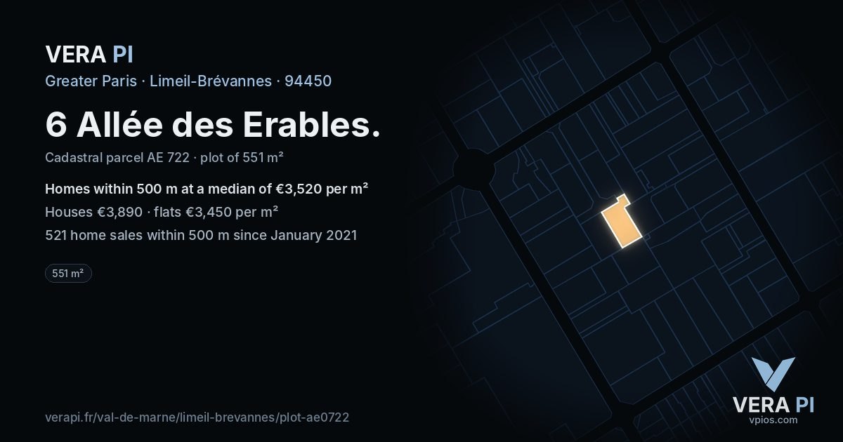 6 Allée des Erables, Limeil-Brévannes at night – the plot lit, the parcels around coloured by the prices near them