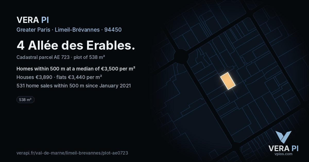 4 Allée des Erables, Limeil-Brévannes at night – the plot lit, the parcels around coloured by the prices near them