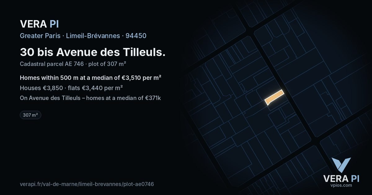 30 bis Avenue des Tilleuls, Limeil-Brévannes at night – the plot lit, the parcels around coloured by the prices near them