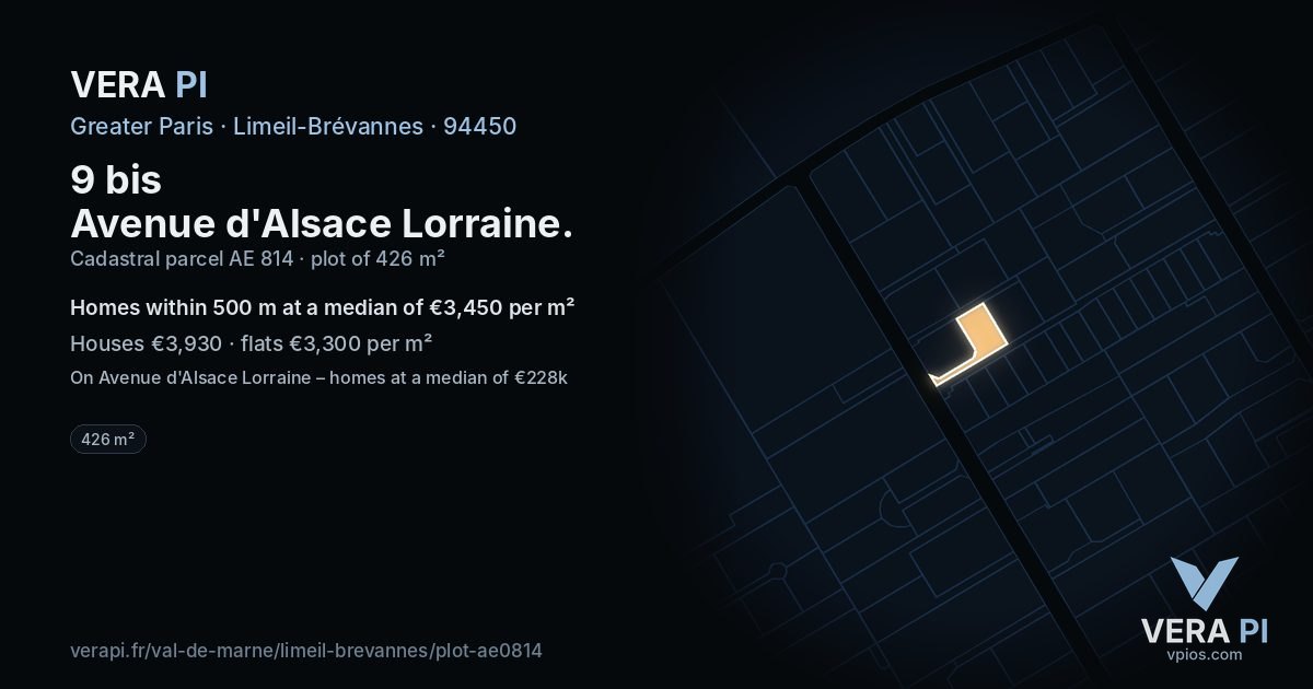9 bis Avenue d'Alsace Lorraine, Limeil-Brévannes at night – the plot lit, the parcels around coloured by the prices near them