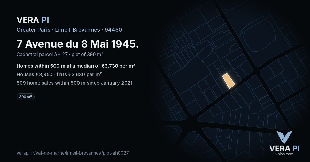 7 Avenue du 8 Mai 1945, Limeil-Brévannes at night – the plot lit, the parcels around coloured by the prices near them