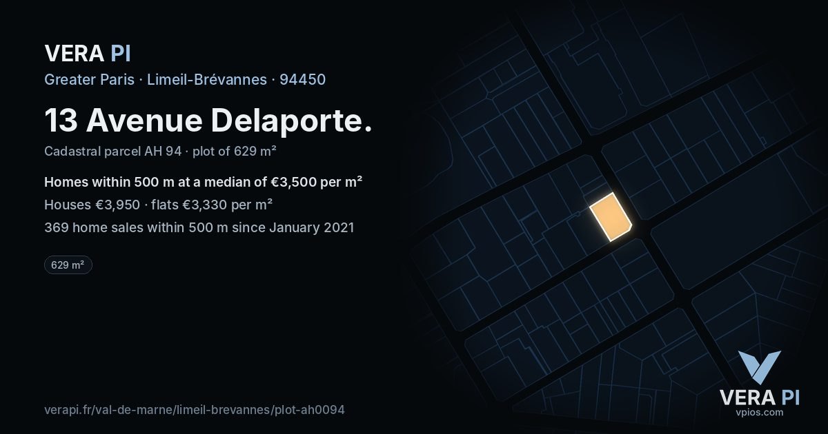 13 Avenue Delaporte, Limeil-Brévannes at night – the plot lit, the parcels around coloured by the prices near them