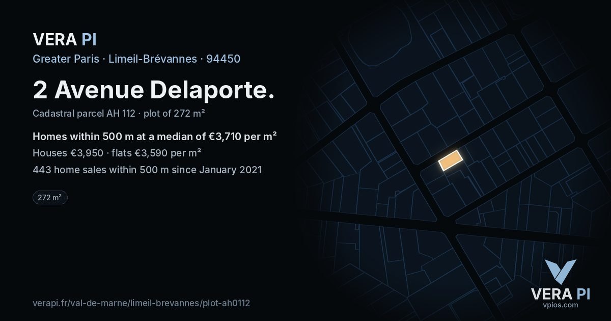 2 Avenue Delaporte, Limeil-Brévannes at night – the plot lit, the parcels around coloured by the prices near them