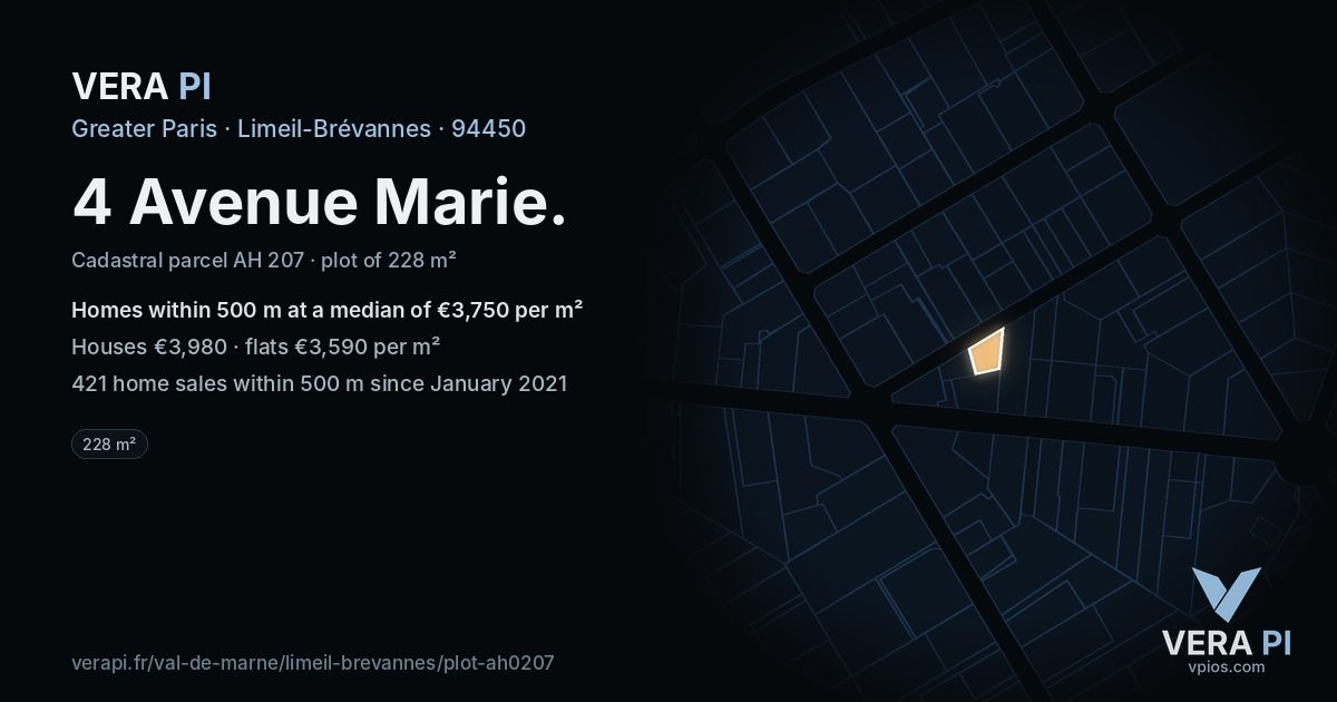 4 Avenue Marie, Limeil-Brévannes at night – the plot lit, the parcels around coloured by the prices near them