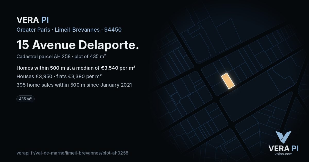 15 Avenue Delaporte, Limeil-Brévannes at night – the plot lit, the parcels around coloured by the prices near them