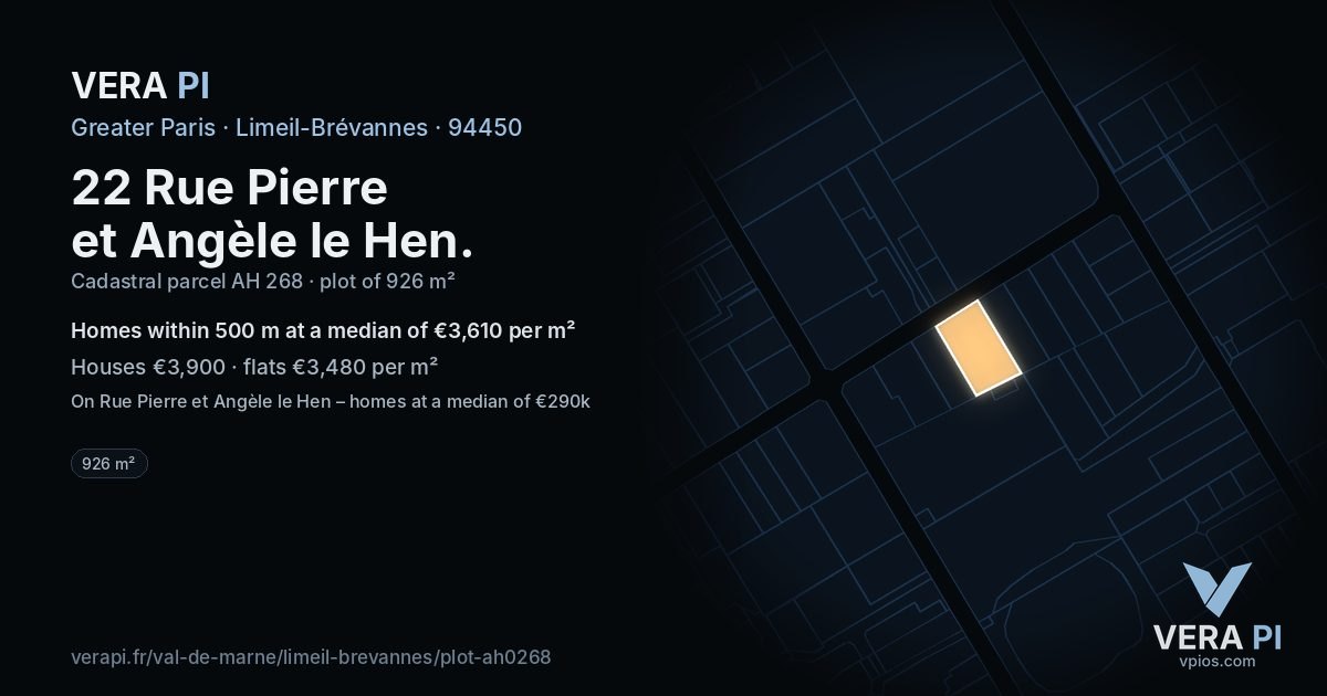 22 Rue Pierre et Angèle le Hen, Limeil-Brévannes at night – the plot lit, the parcels around coloured by the prices near them