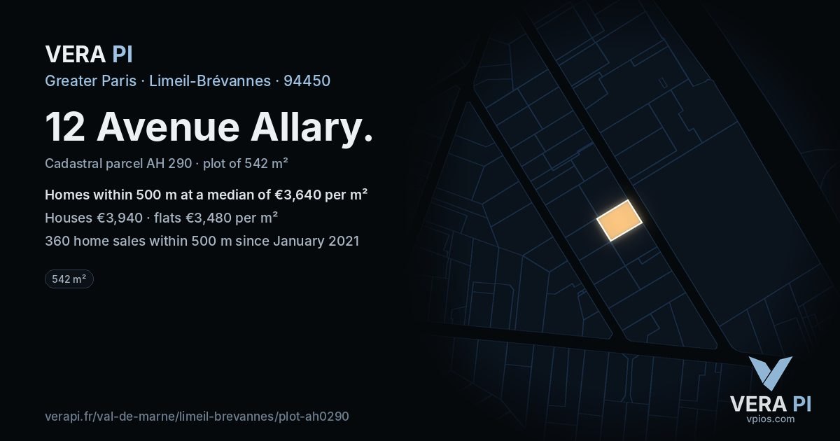 12 Avenue Allary, Limeil-Brévannes at night – the plot lit, the parcels around coloured by the prices near them