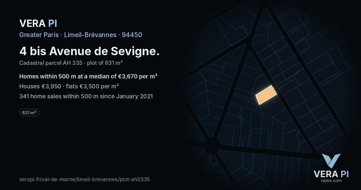 4 bis Avenue de Sevigne, Limeil-Brévannes at night – the plot lit, the parcels around coloured by the prices near them