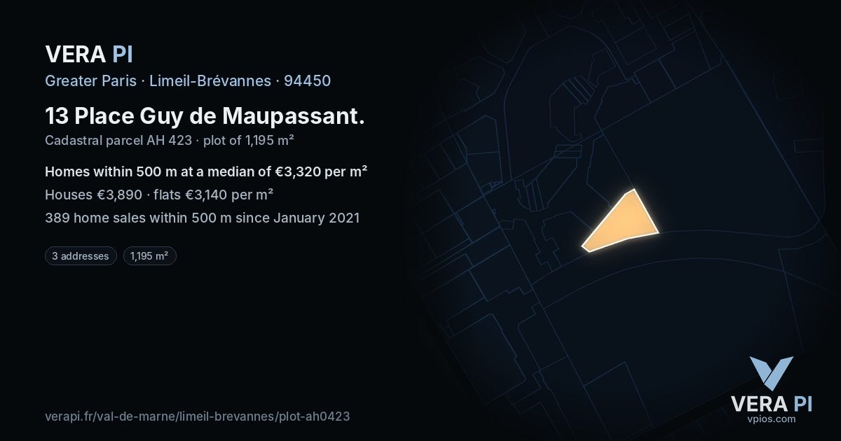 13 Place Guy de Maupassant, Limeil-Brévannes at night – the plot lit, the parcels around coloured by the prices near them