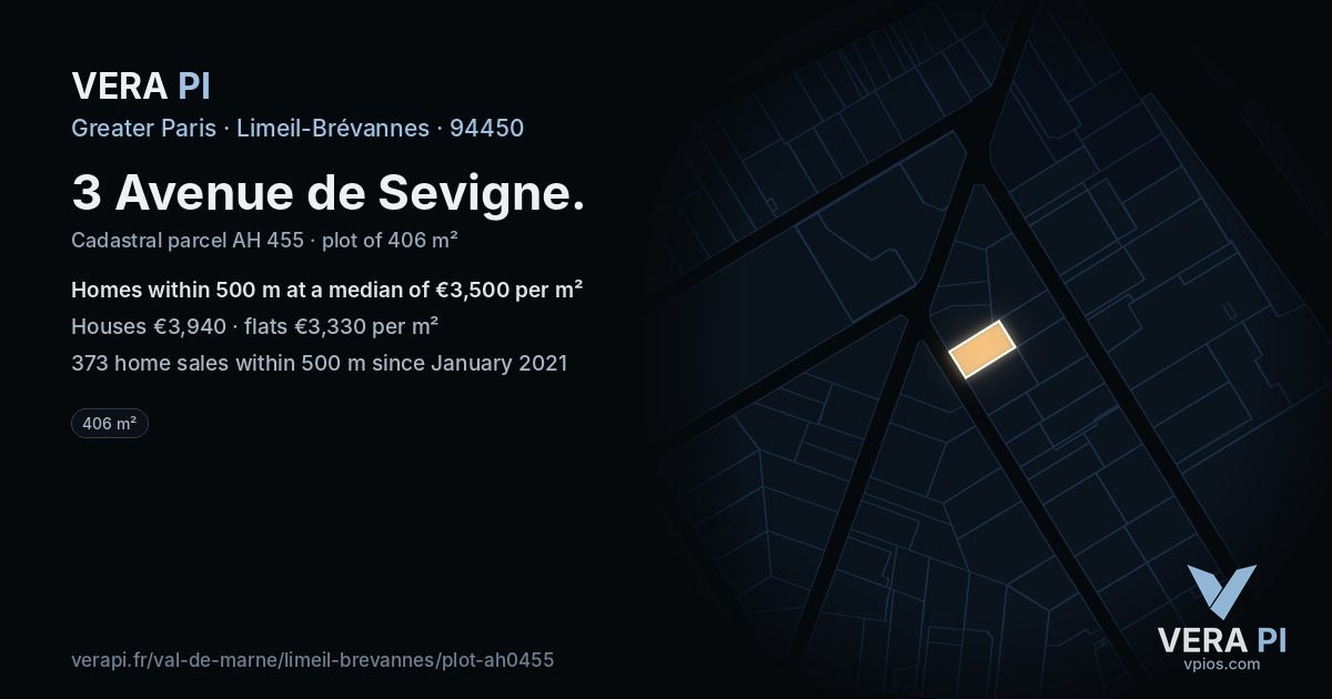 3 Avenue de Sevigne, Limeil-Brévannes at night – the plot lit, the parcels around coloured by the prices near them