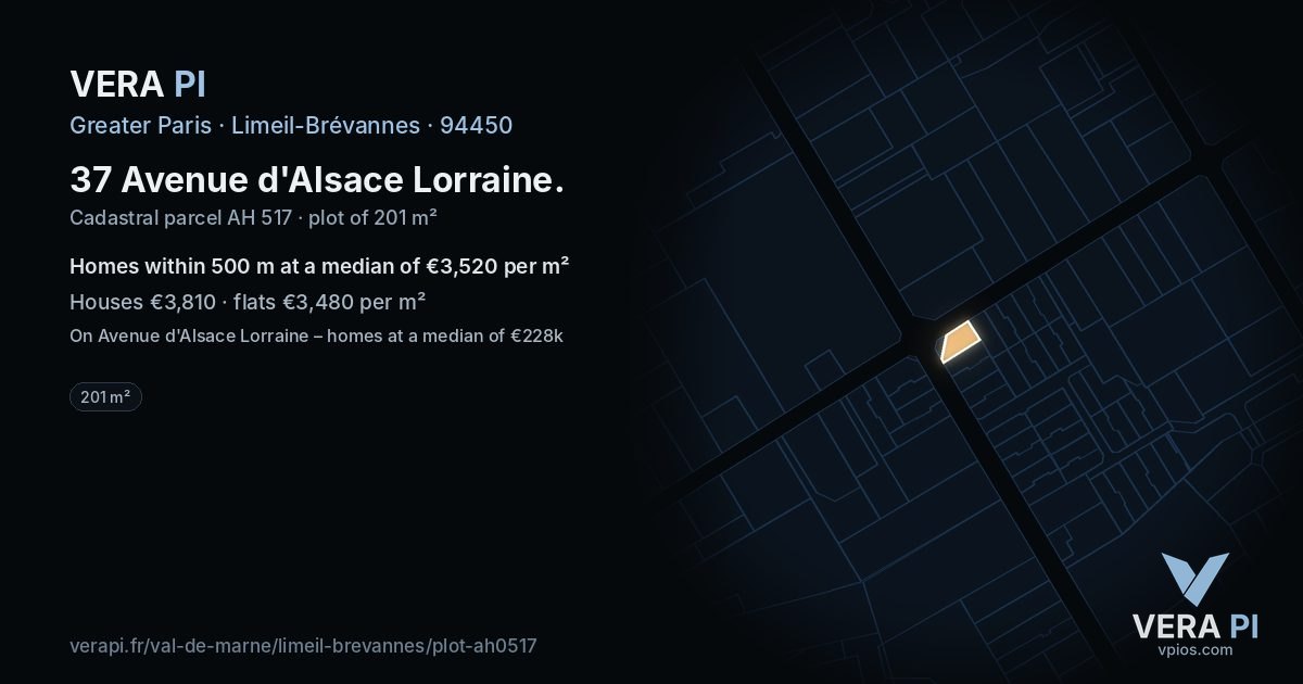 37 Avenue d'Alsace Lorraine, Limeil-Brévannes at night – the plot lit, the parcels around coloured by the prices near them
