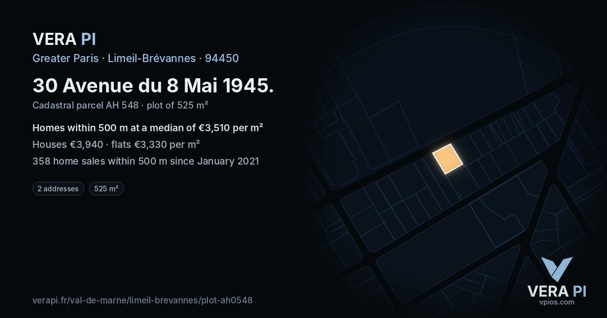 30 Avenue du 8 Mai 1945, Limeil-Brévannes at night – the plot lit, the parcels around coloured by the prices near them