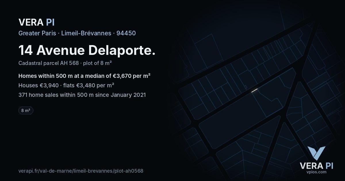 14 Avenue Delaporte, Limeil-Brévannes at night – the plot lit, the parcels around coloured by the prices near them