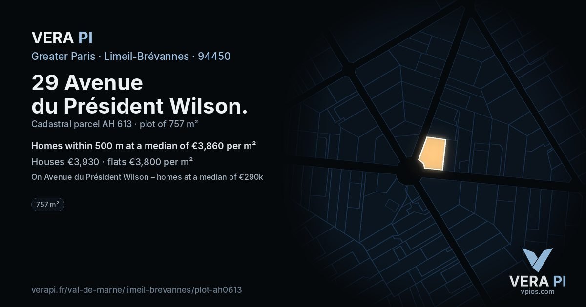 29 Avenue du Président Wilson, Limeil-Brévannes at night – the plot lit, the parcels around coloured by the prices near them