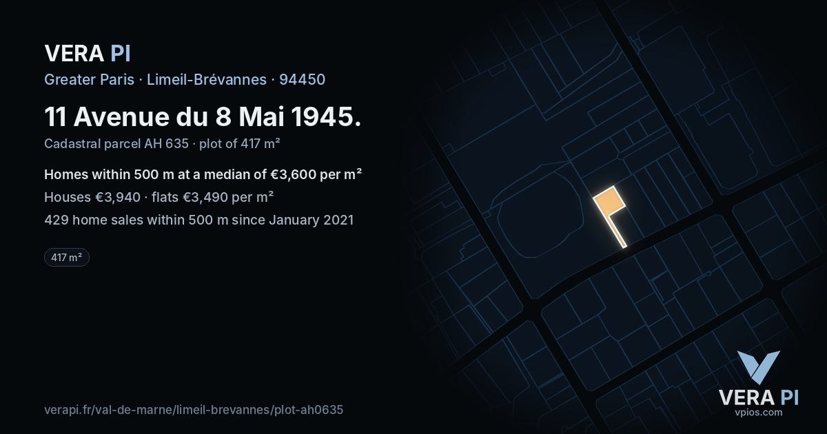 11 Avenue du 8 Mai 1945, Limeil-Brévannes at night – the plot lit, the parcels around coloured by the prices near them