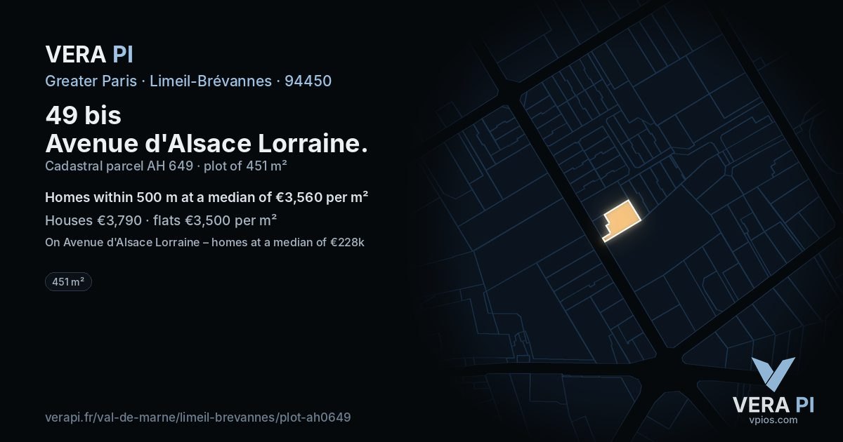 49 bis Avenue d'Alsace Lorraine, Limeil-Brévannes at night – the plot lit, the parcels around coloured by the prices near them