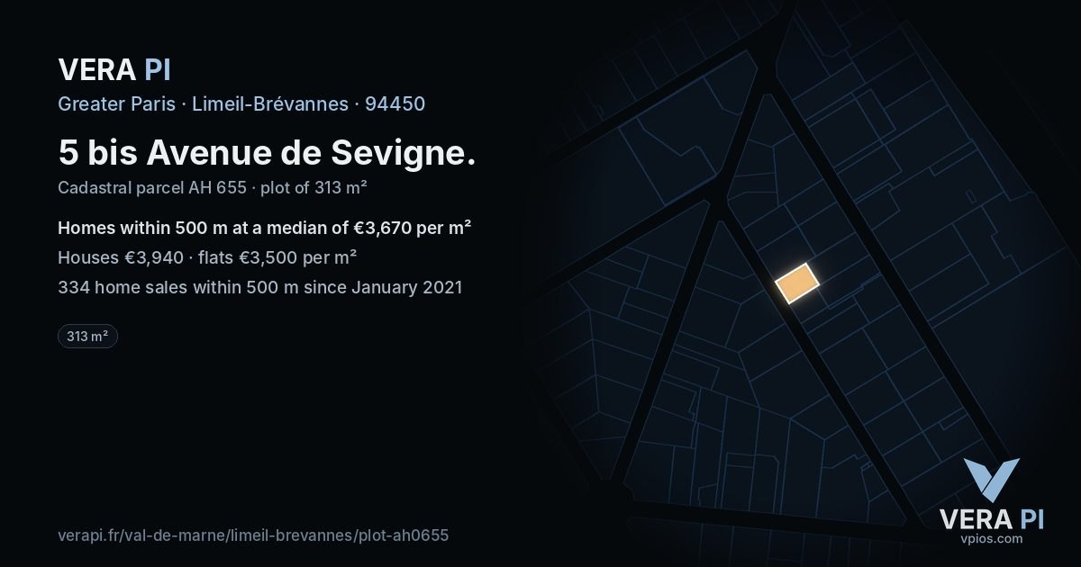 5 bis Avenue de Sevigne, Limeil-Brévannes at night – the plot lit, the parcels around coloured by the prices near them