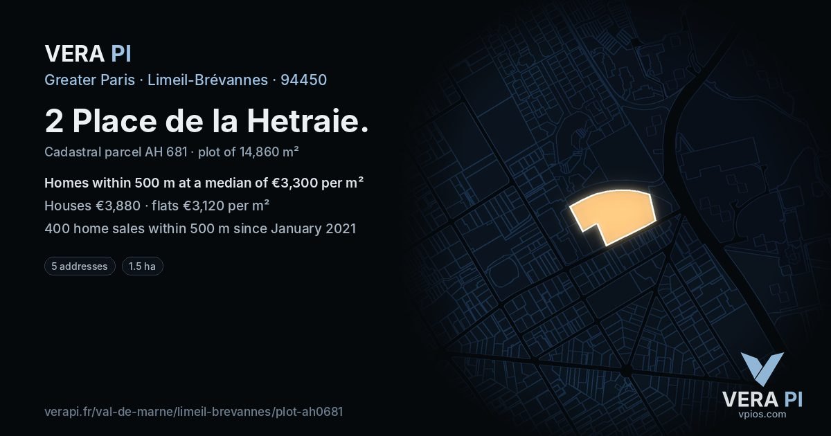 2 Place de la Hetraie, Limeil-Brévannes at night – the plot lit, the parcels around coloured by the prices near them