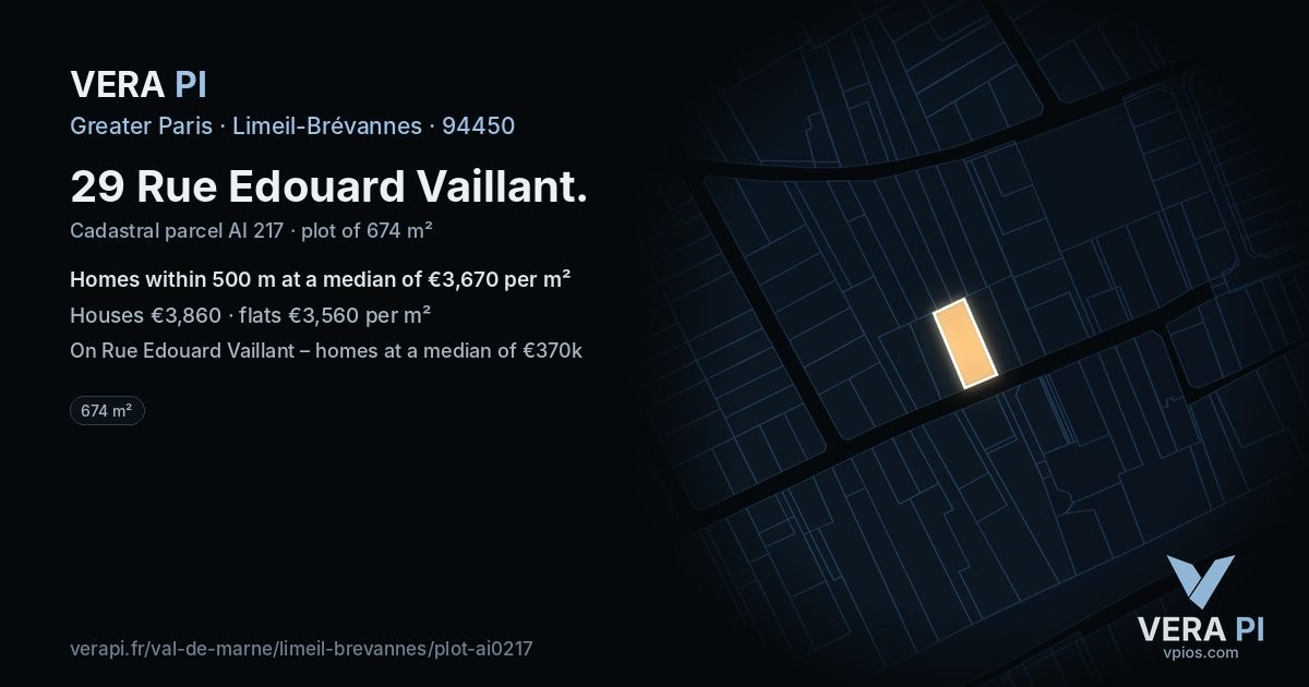 29 Rue Edouard Vaillant, Limeil-Brévannes at night – the plot lit, the parcels around coloured by the prices near them