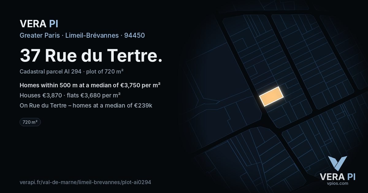 37 Rue du Tertre, Limeil-Brévannes at night – the plot lit, the parcels around coloured by the prices near them