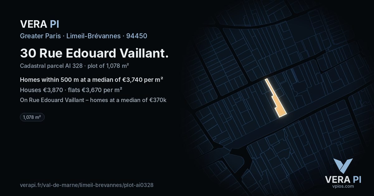 30 Rue Edouard Vaillant, Limeil-Brévannes at night – the plot lit, the parcels around coloured by the prices near them