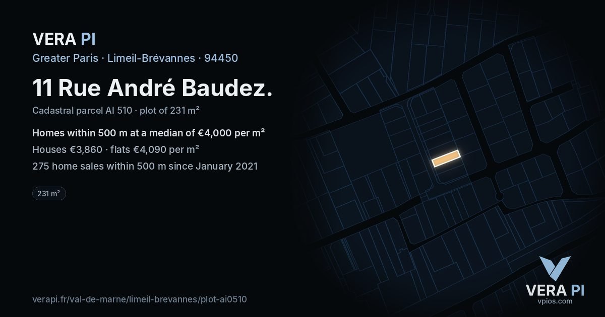 11 Rue André Baudez, Limeil-Brévannes at night – the plot lit, the parcels around coloured by the prices near them