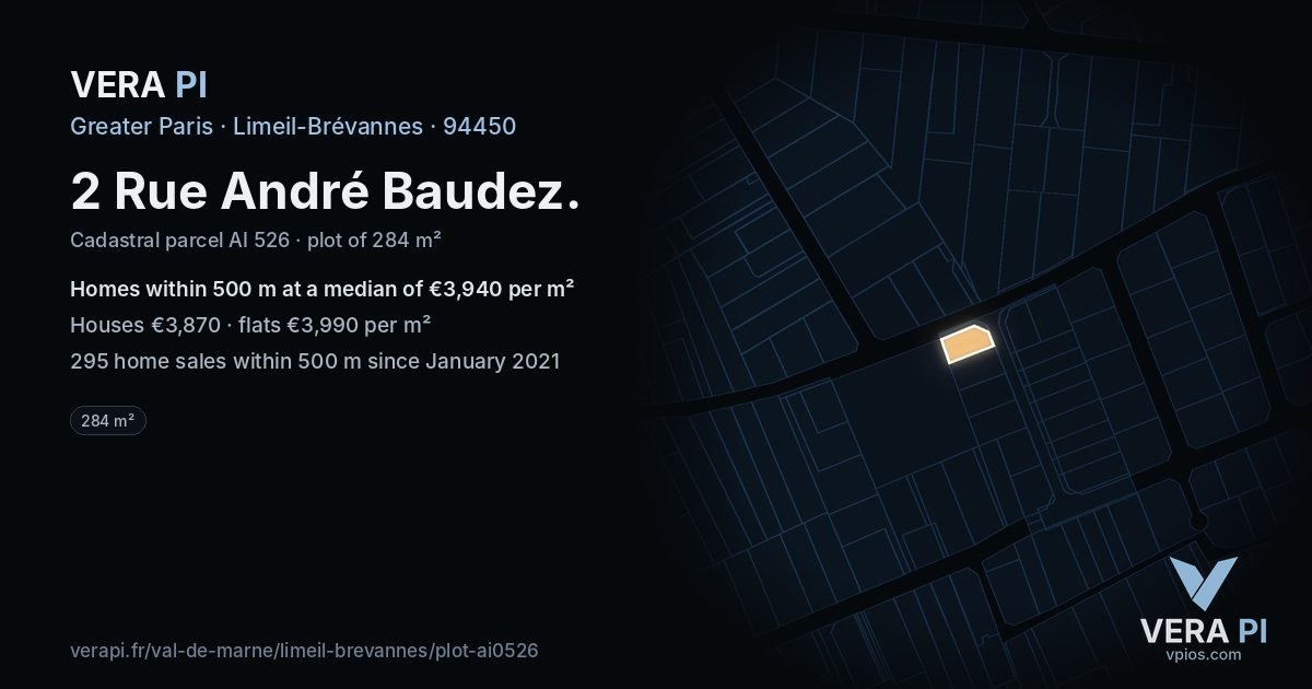 2 Rue André Baudez, Limeil-Brévannes at night – the plot lit, the parcels around coloured by the prices near them