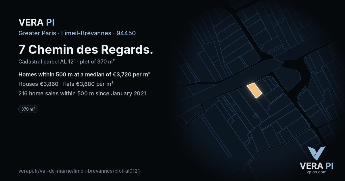 7 Chemin des Regards, Limeil-Brévannes at night – the plot lit, the parcels around coloured by the prices near them