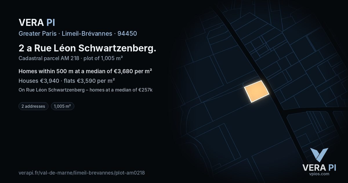 2 a Rue Léon Schwartzenberg, Limeil-Brévannes at night – the plot lit, the parcels around coloured by the prices near them