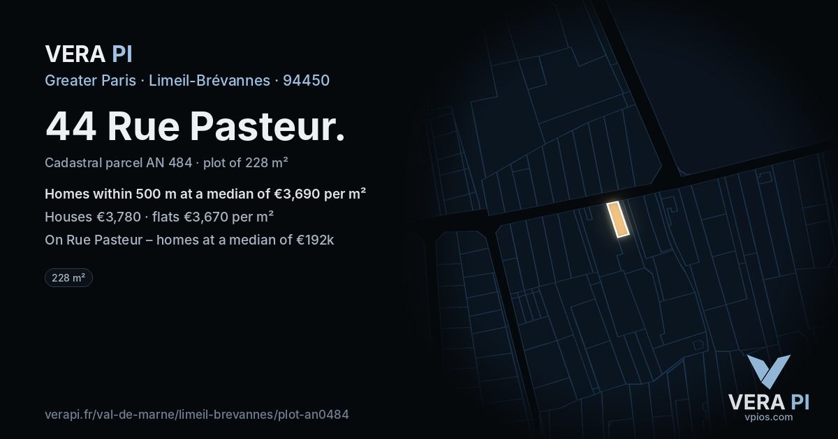 44 Rue Pasteur, Limeil-Brévannes at night – the plot lit, the parcels around coloured by the prices near them