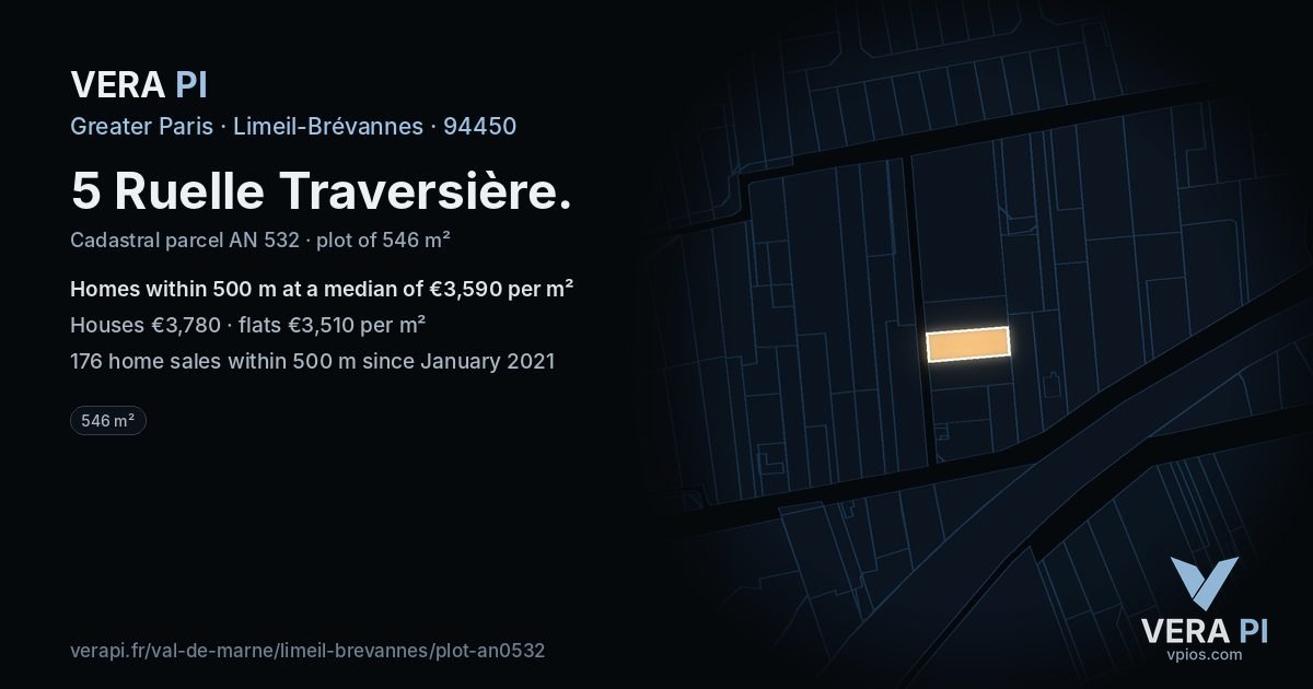 5 Ruelle Traversière, Limeil-Brévannes at night – the plot lit, the parcels around coloured by the prices near them