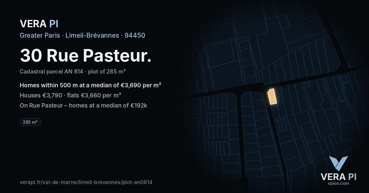 30 Rue Pasteur, Limeil-Brévannes at night – the plot lit, the parcels around coloured by the prices near them