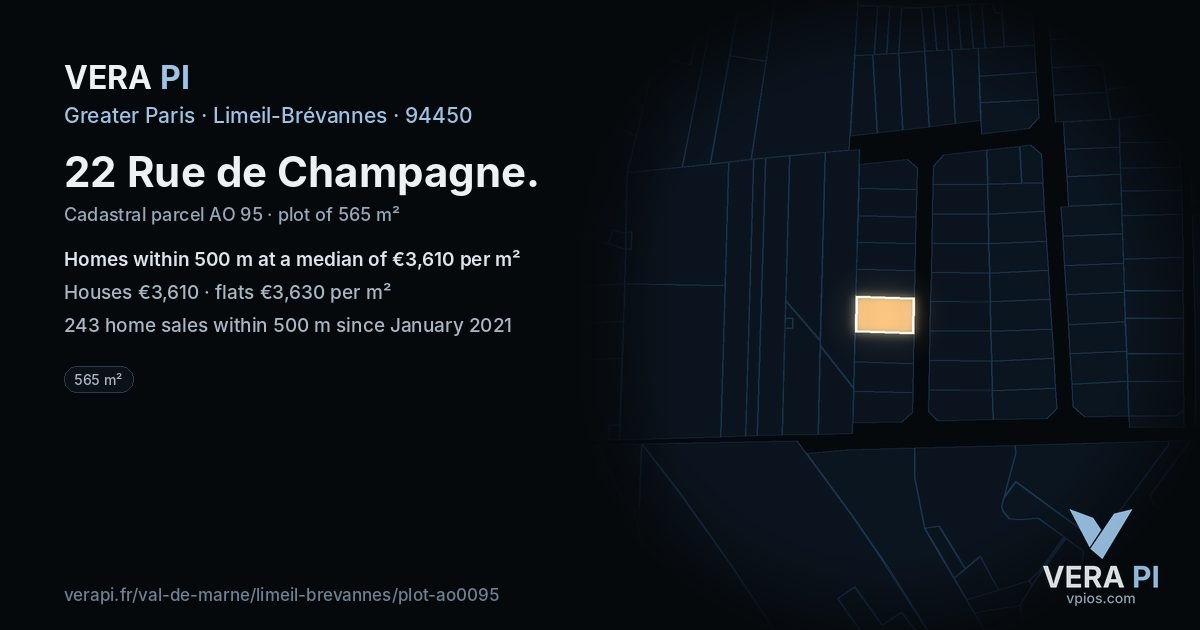 22 Rue de Champagne, Limeil-Brévannes at night – the plot lit, the parcels around coloured by the prices near them