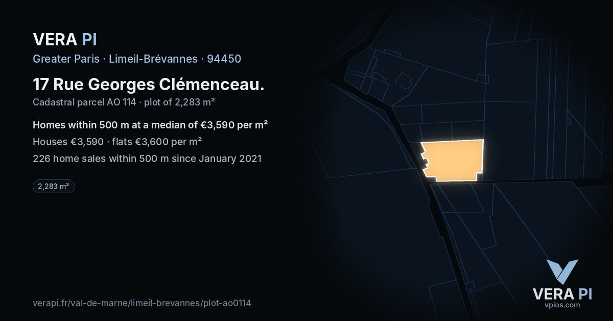 17 Rue Georges Clémenceau, Limeil-Brévannes at night – the plot lit, the parcels around coloured by the prices near them
