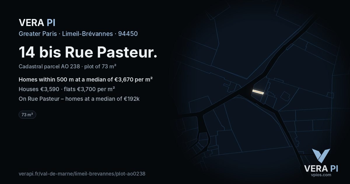 14 bis Rue Pasteur, Limeil-Brévannes at night – the plot lit, the parcels around coloured by the prices near them