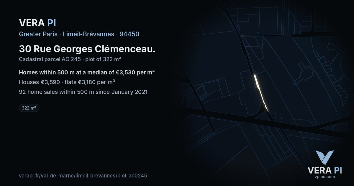 30 Rue Georges Clémenceau, Limeil-Brévannes at night – the plot lit, the parcels around coloured by the prices near them